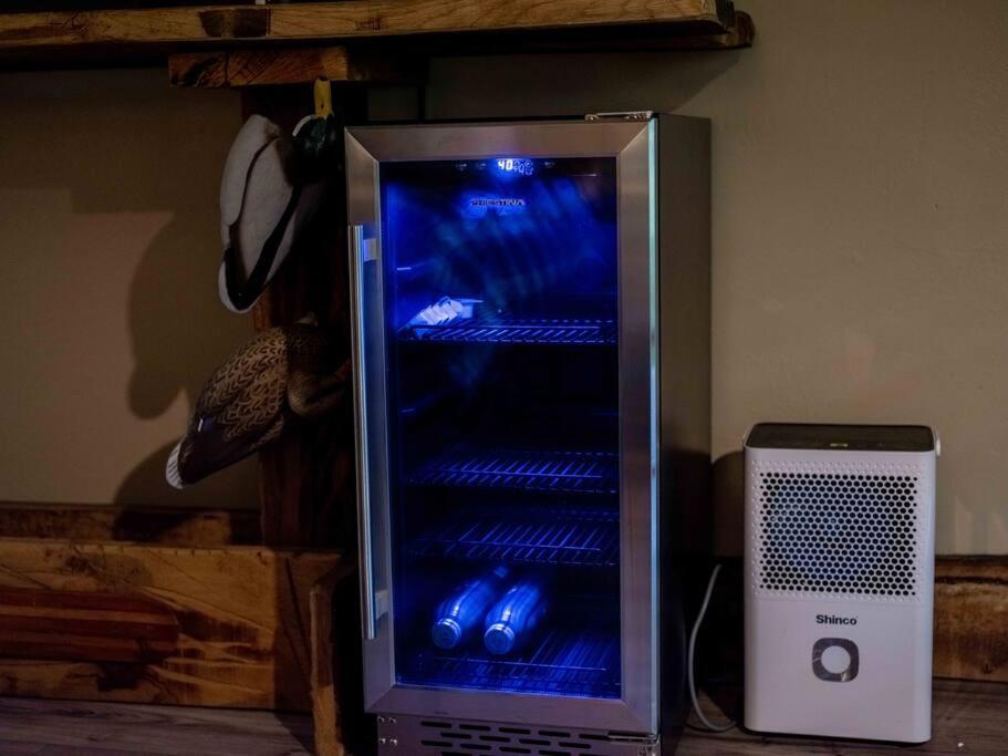 Stonegate Lodge King Bed Wifi 50 In Roku Tv Salt Water Pool Room # 101 Eureka Springs Eksteriør billede